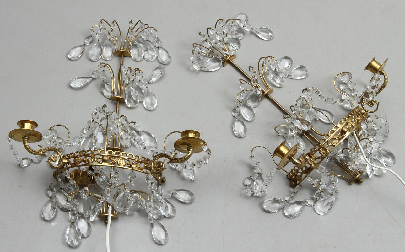 VÄGGLYSTRAR, 1 par, fö två ljus vardera, 1900-tal.