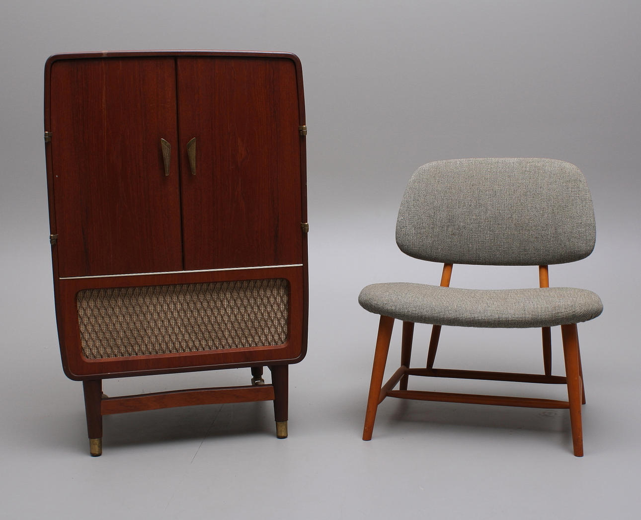 TV-MÖBEL Arena, 24 tum, 1958 + TV-STOL Studio.