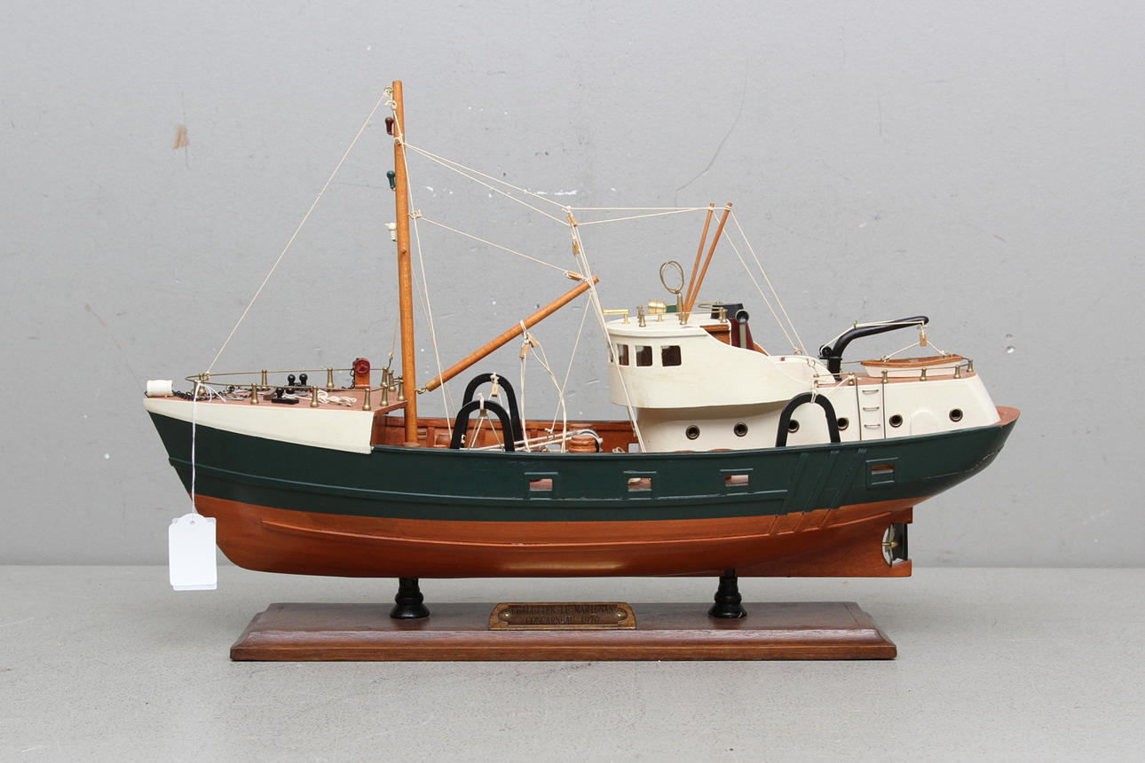 MODELLBÅT, "chalutier le marignan concarneau 1970".