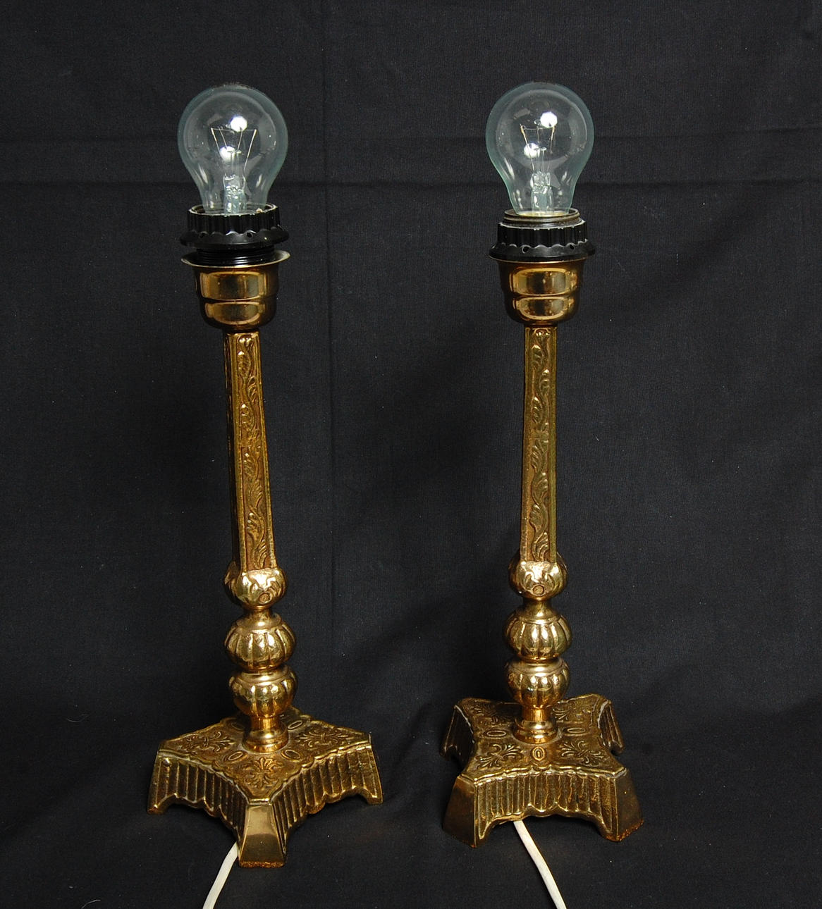 BORDSLAMPOR, 1 par, 1900-tal.