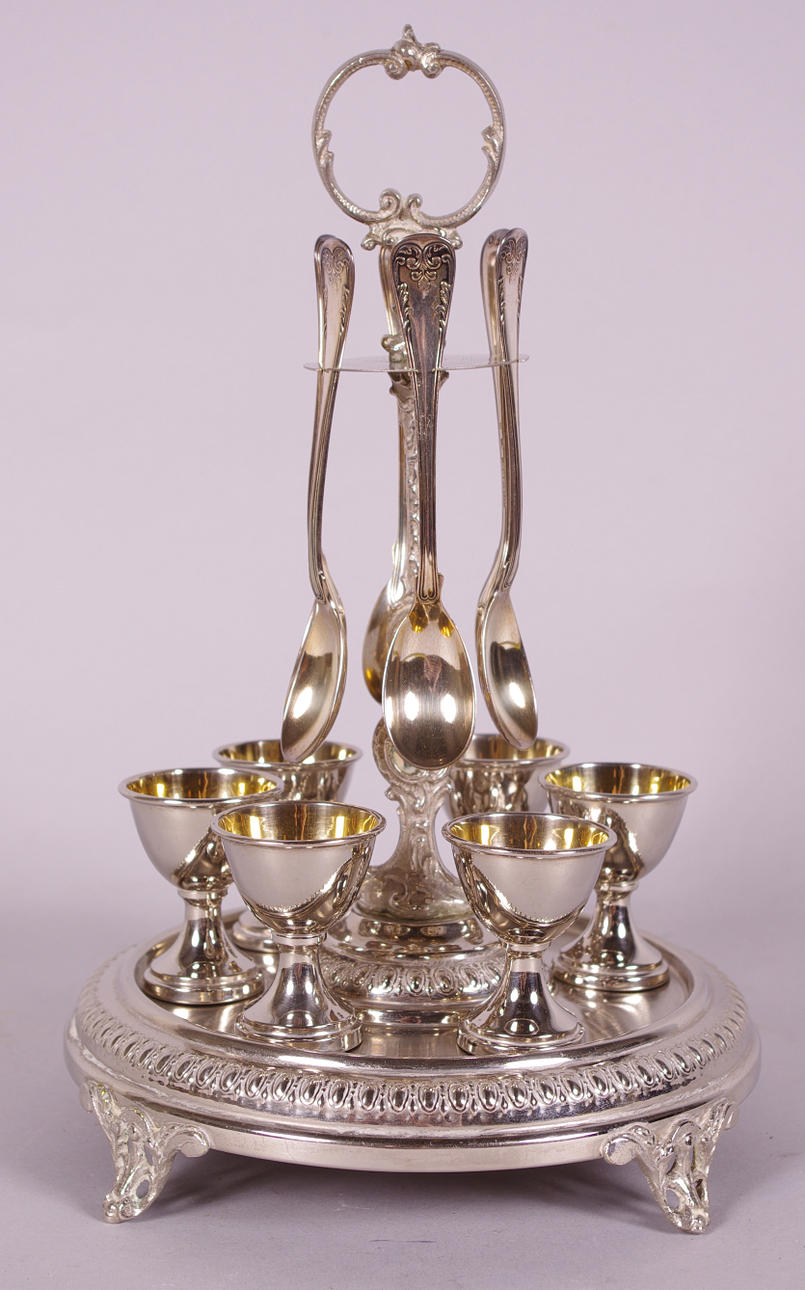 ÄGGSTÄLL, nysilver, rokokostil.