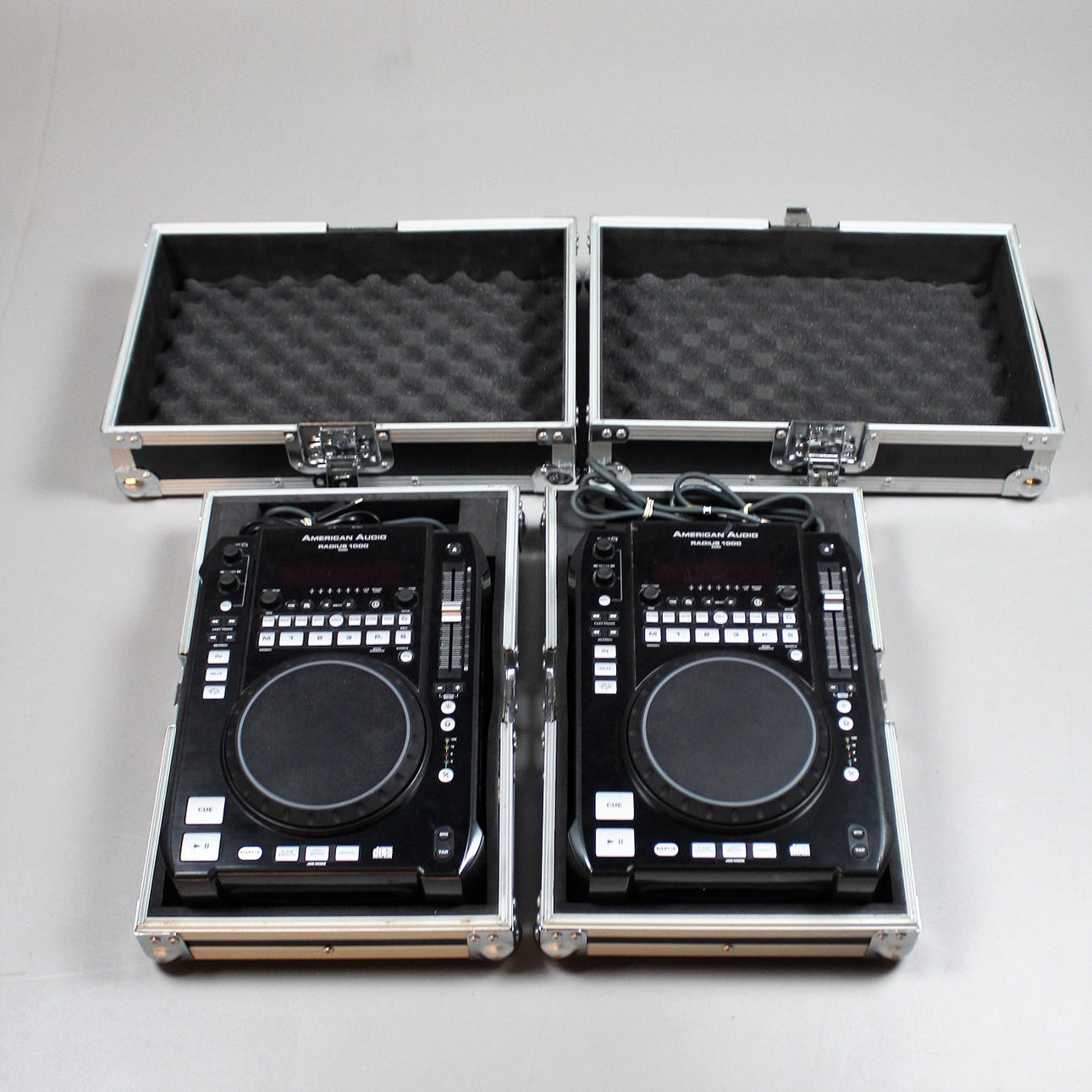 CD-PLAYER 2 Stück DJ American Audio Radius 1000.