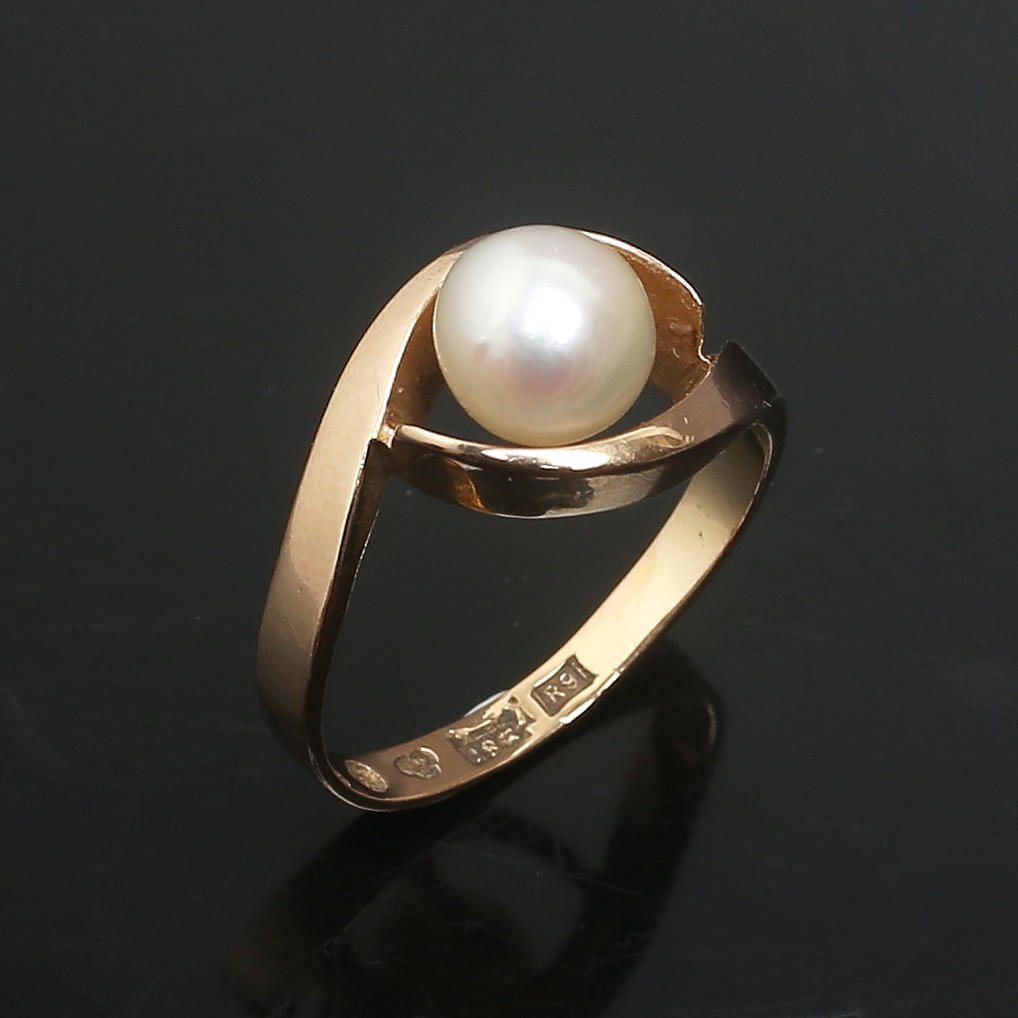ANILLO, con perla cultivada, oro 18k.
