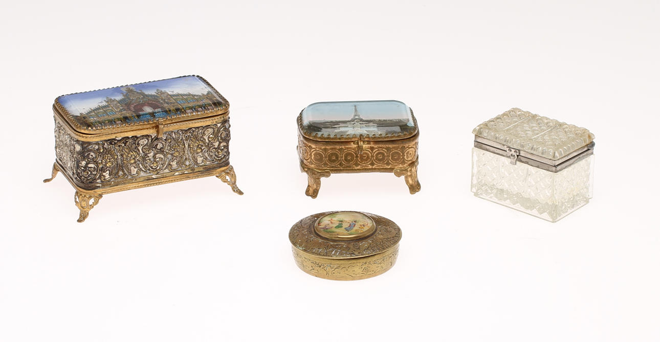 SKRIN/DOSOR, 4 st, Bl a från världsutställningen i Paris år 1900.