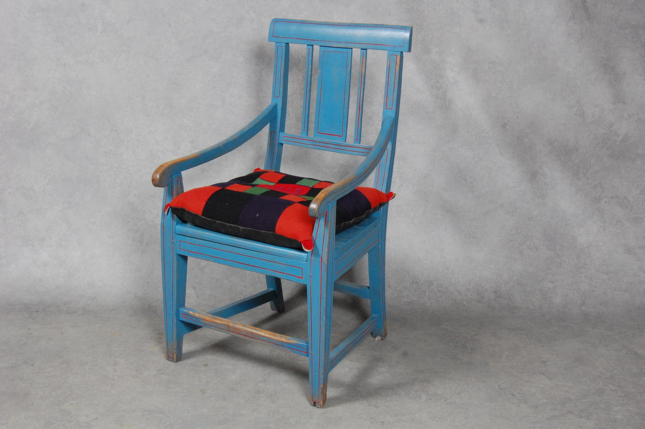 KARMSTOL, allmoge, 1800-talets första hälft.