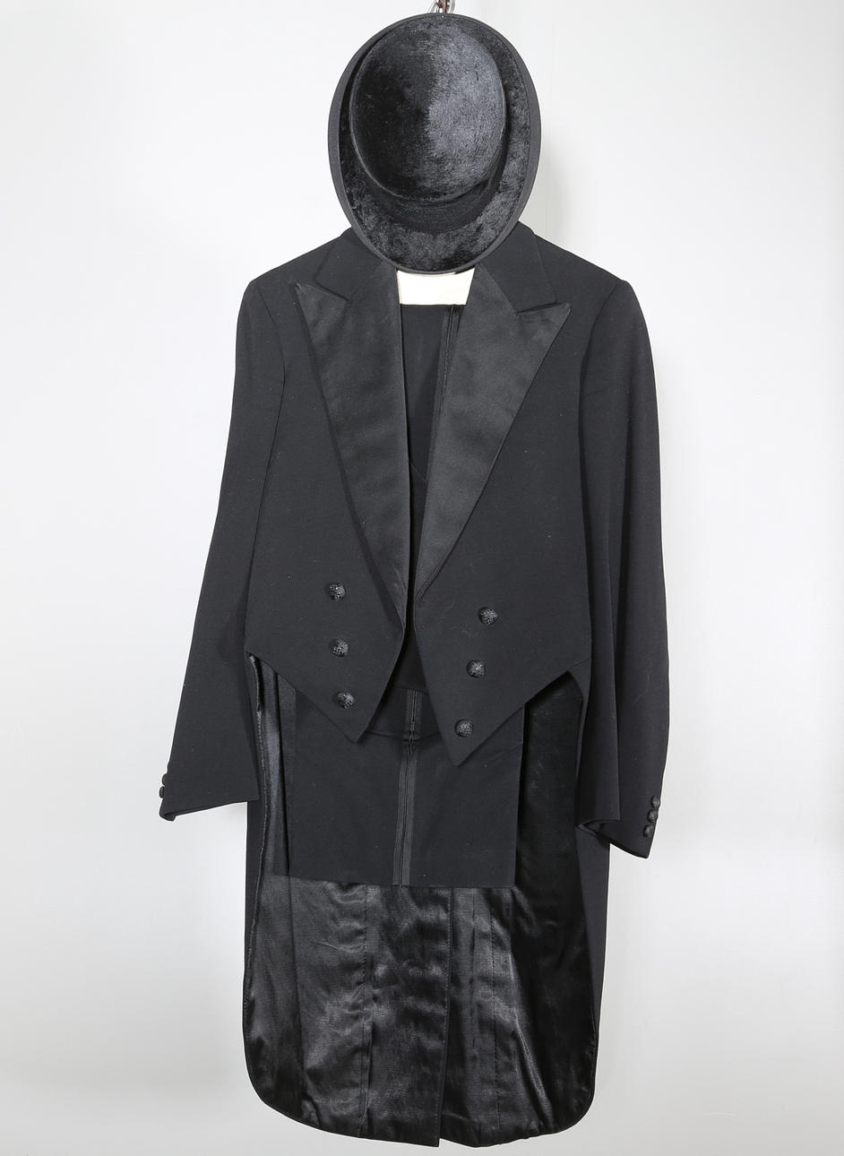 FRACK, 20-30 Tal samt hatt.