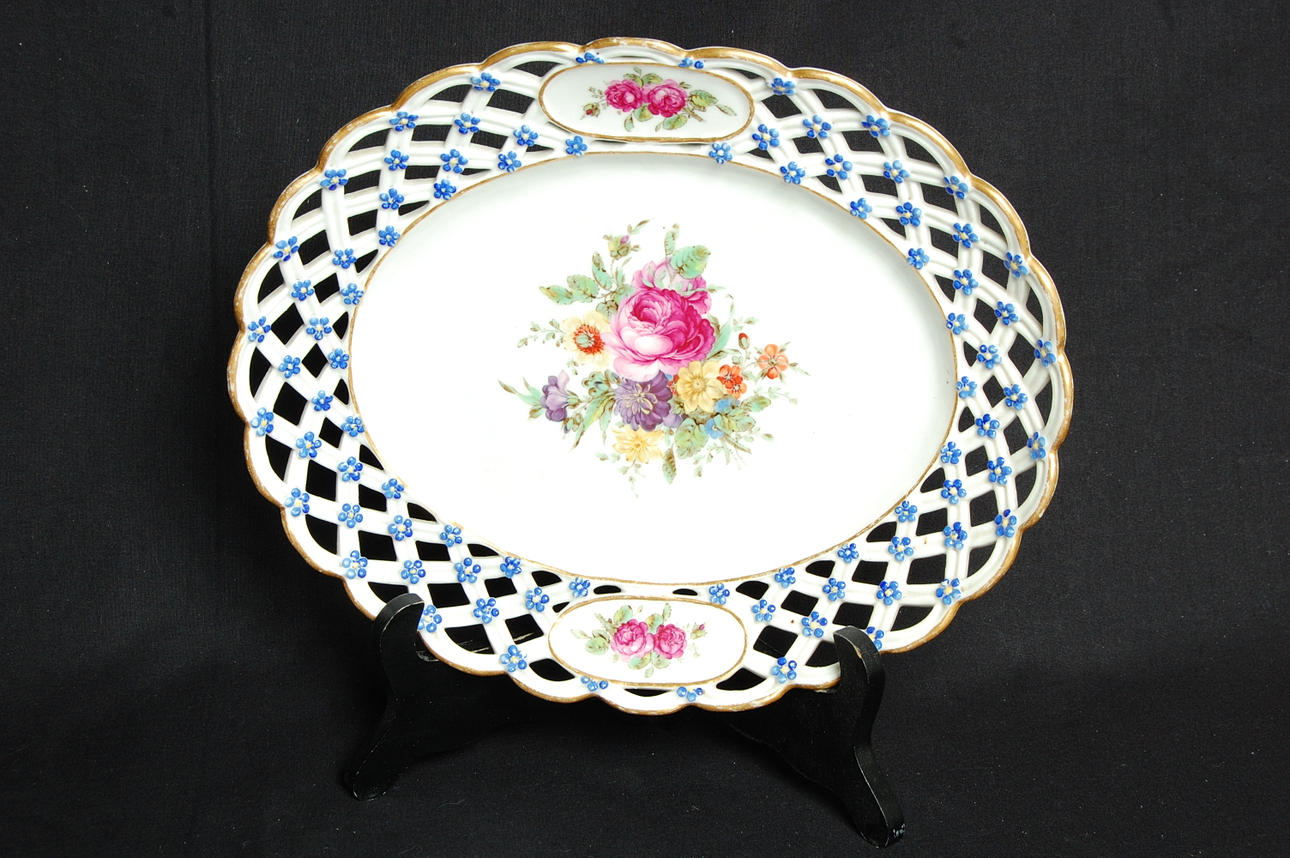 GALLERFAT, porslin, troligen, Berlin, 1700-tal, proveniens Krapperups Slott.