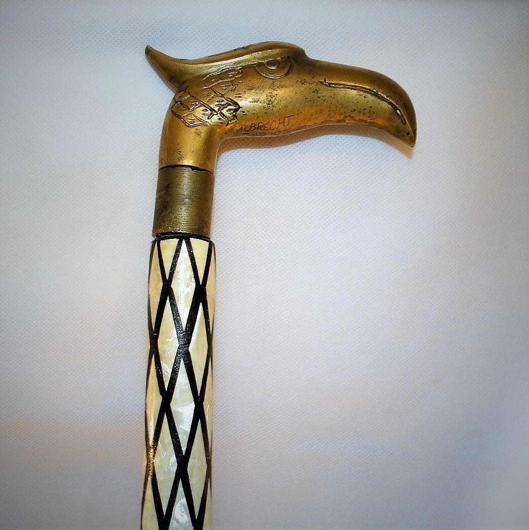 KÄPP MED ÖRNHUVUD, omkring 1930.