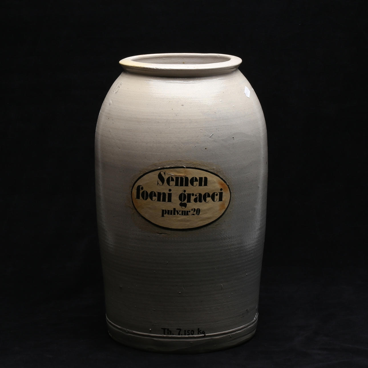 JAR, ceramic, marked "Semen foeni graeci pulv.nr 20.", 1900s.