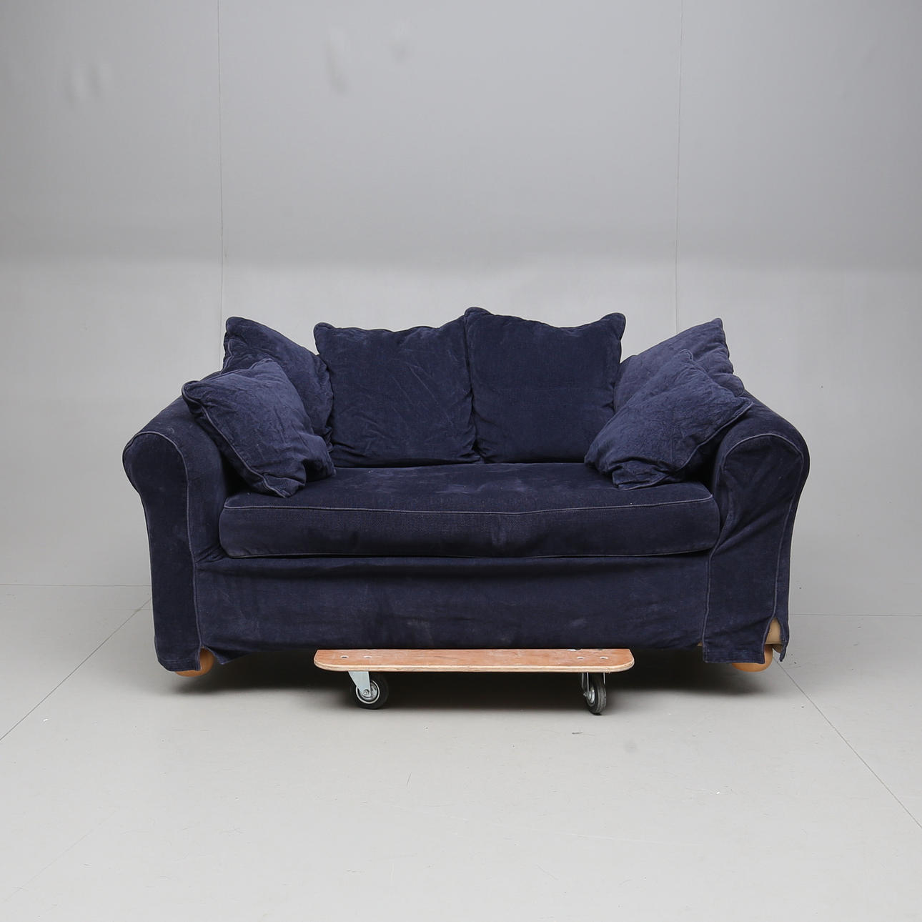 SOFA, Cadillac ranch Classic, House, 2000s.