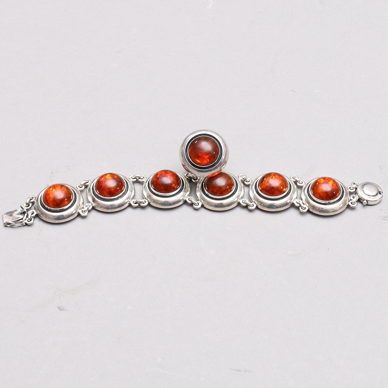 NILS ERIK FROM. Armband & Ring, Sterlingsilber & Bernstein, Dänemark.