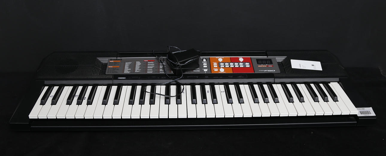 TECLADO, PSR-F50, Yamaha.