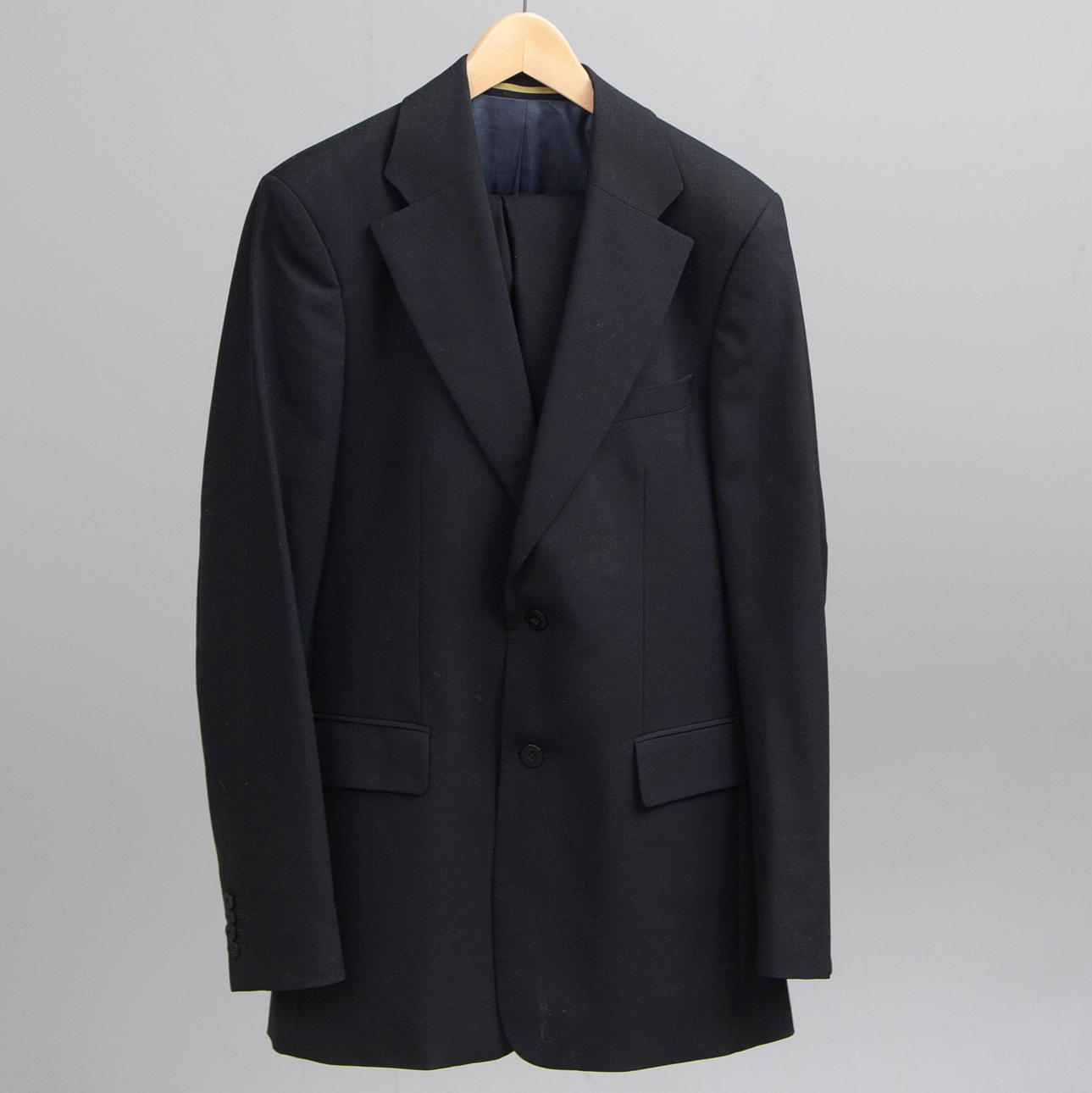 KOSTYM, J Lindeberg, samtida.