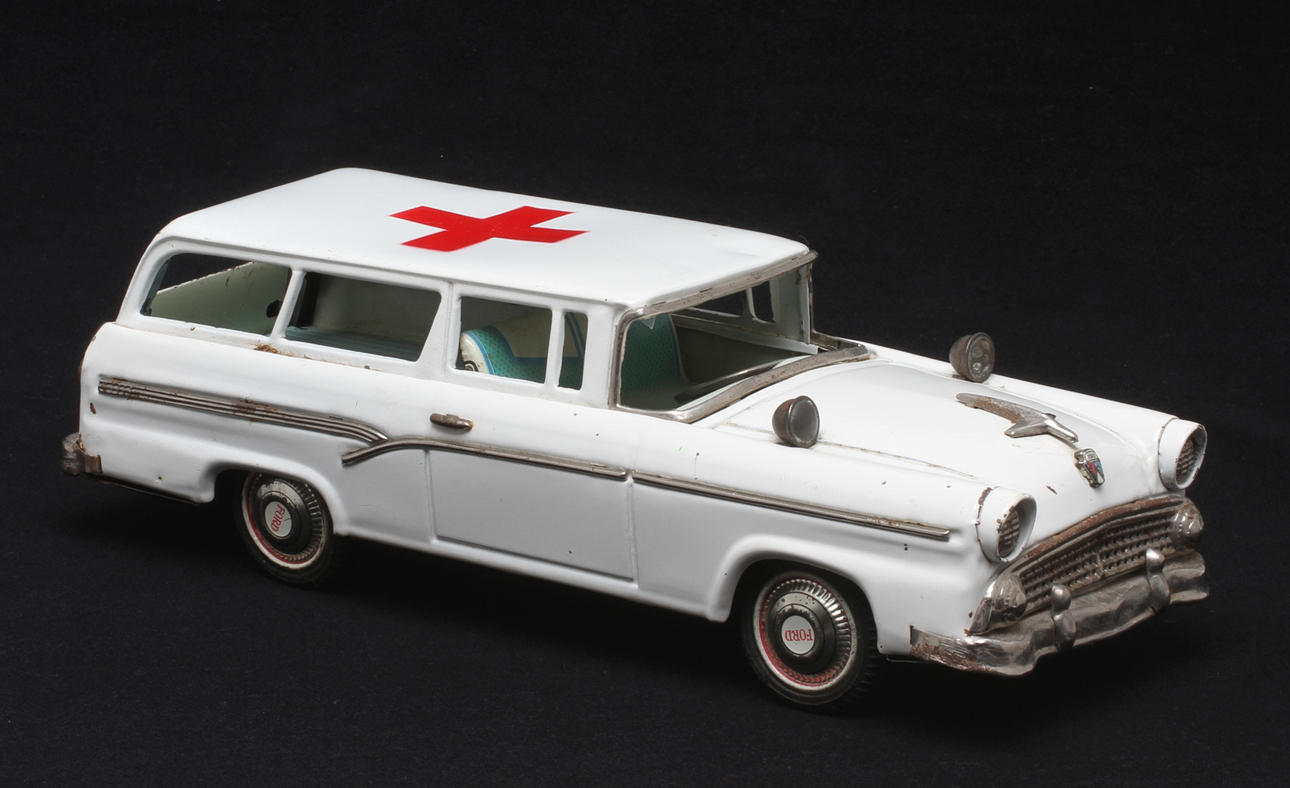 BANDAI AMBULANS i plåt. Japan.