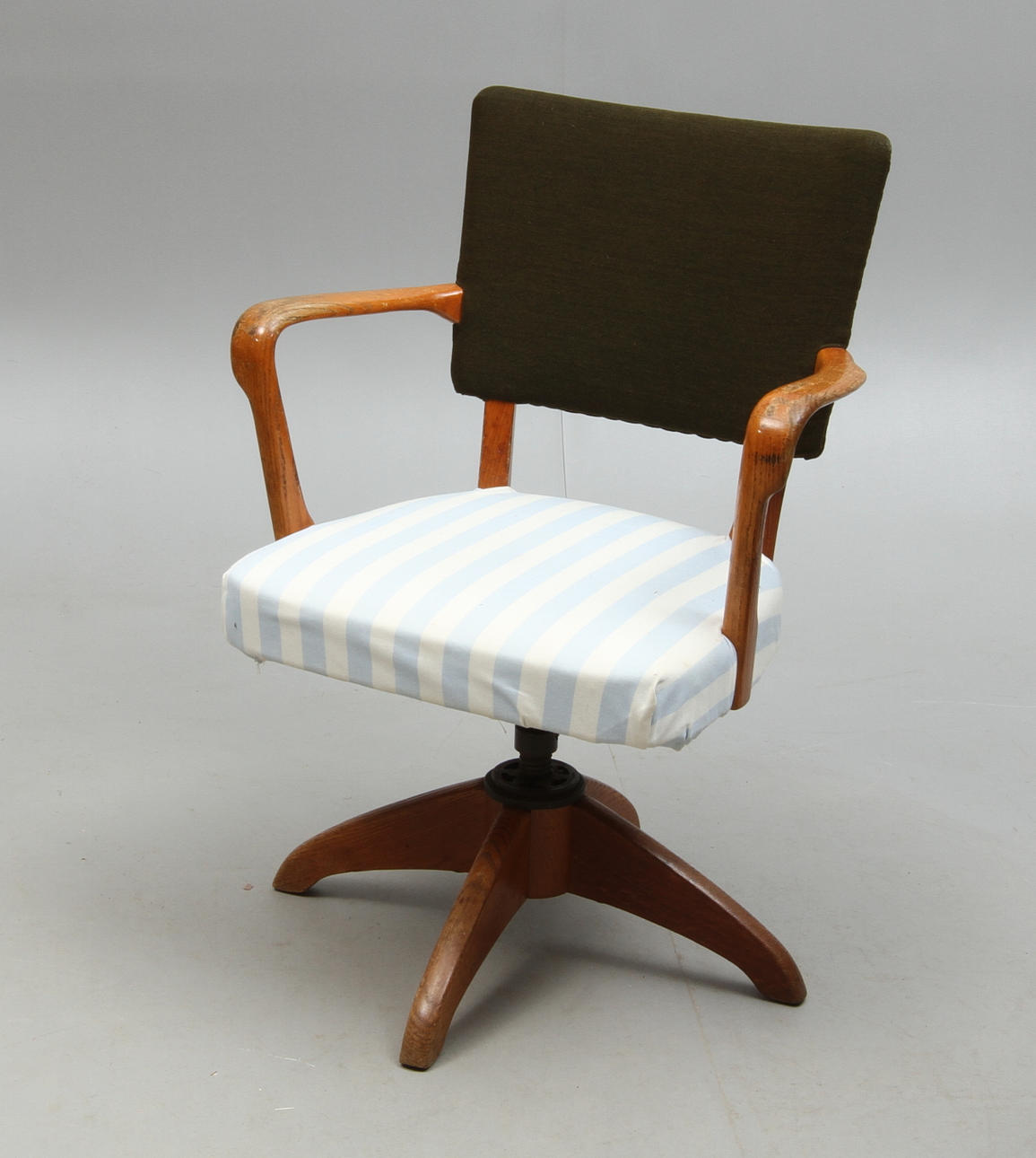 SKRIVBORDSSTOL, Åtvidabergs, 1900-tal.