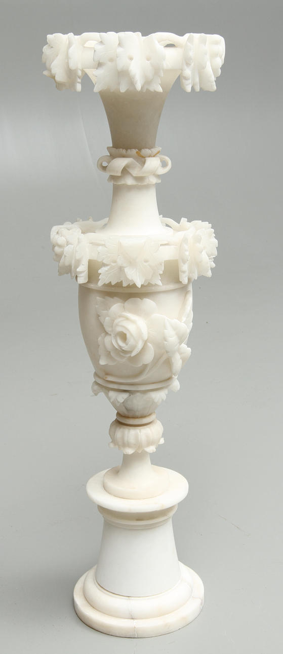 VAS, alabaster, 18/1900-tal.