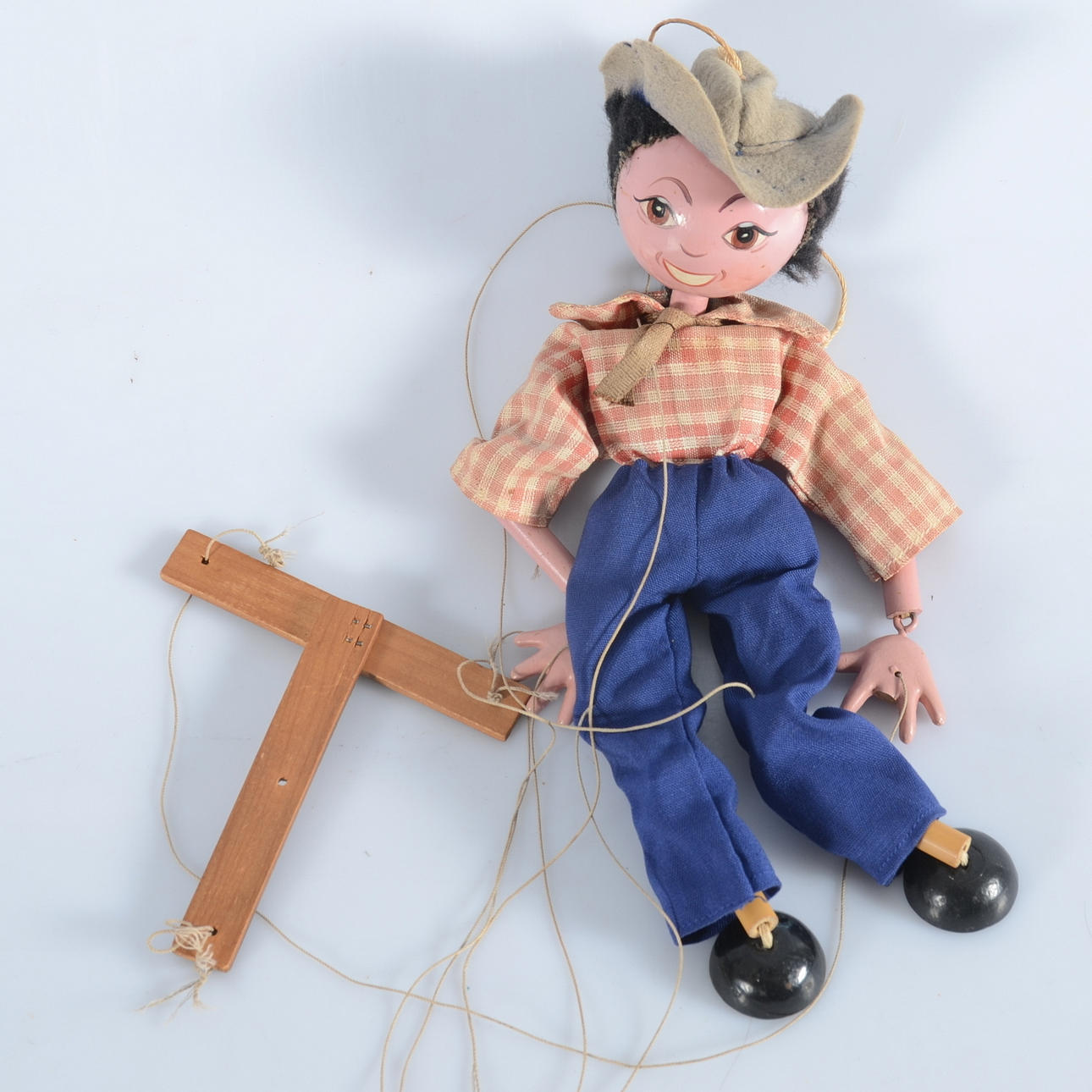 MARIONETTDOCKA, Televinken, 1900-tal.