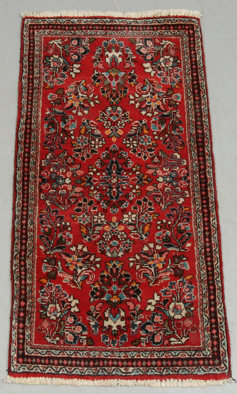 MATTA, sarouk, ca 123 x 63.