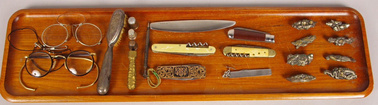 FICKKNIVAR, BESLAG, BORSTE MM.