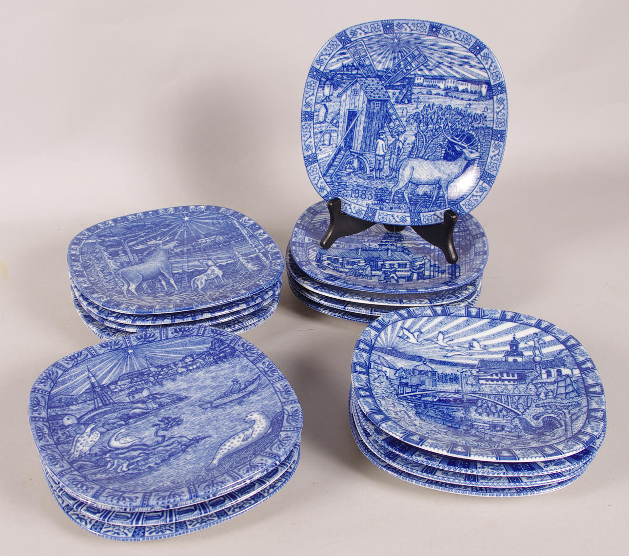 JULTALLRIKAR, 18 stycken, Rörstrand.