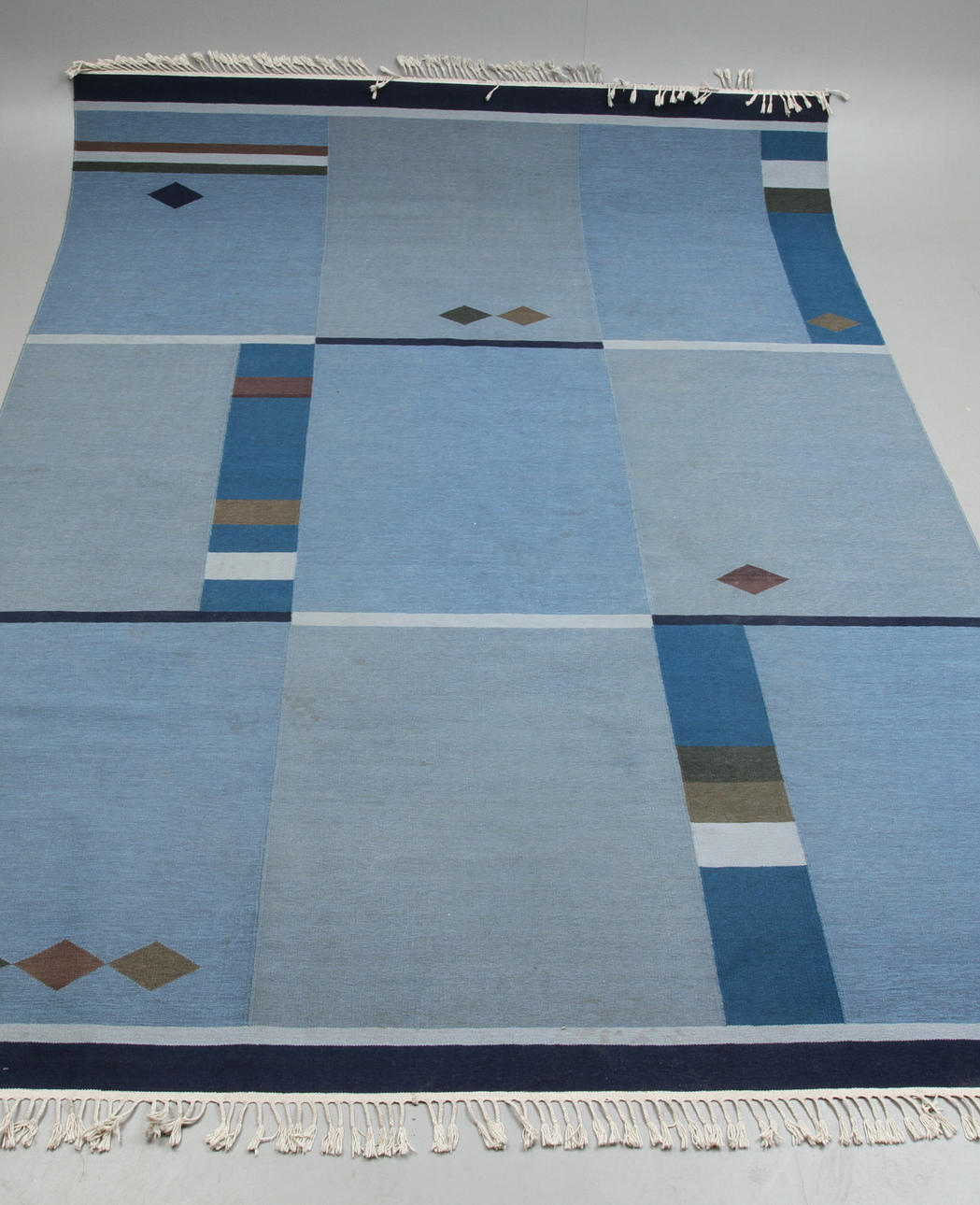 MATTA, rölakan, Axeco.