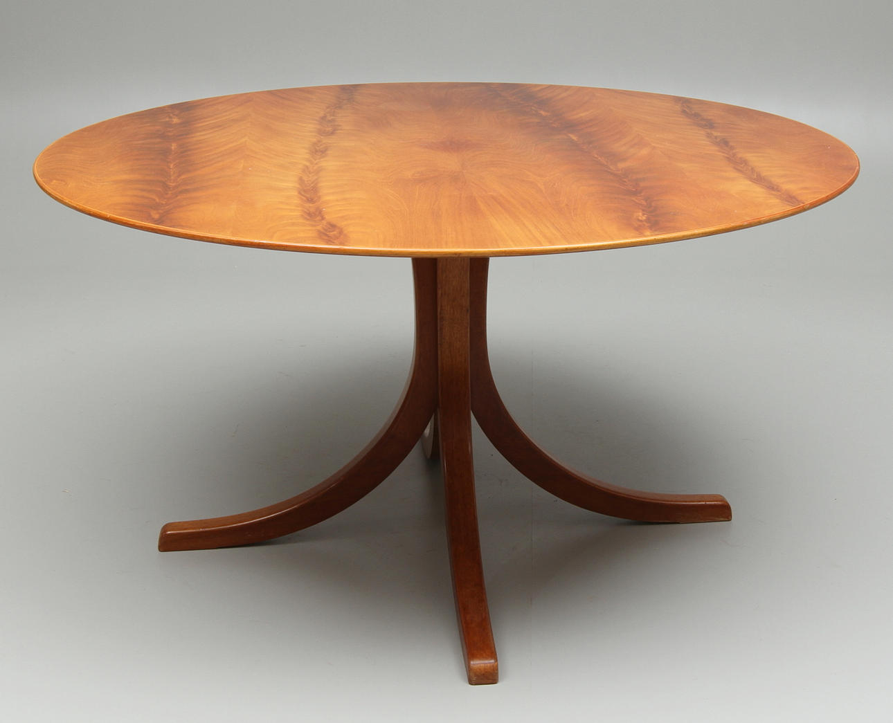 MATBORD, design Josef Frank, Firma Svenskt Tenn.