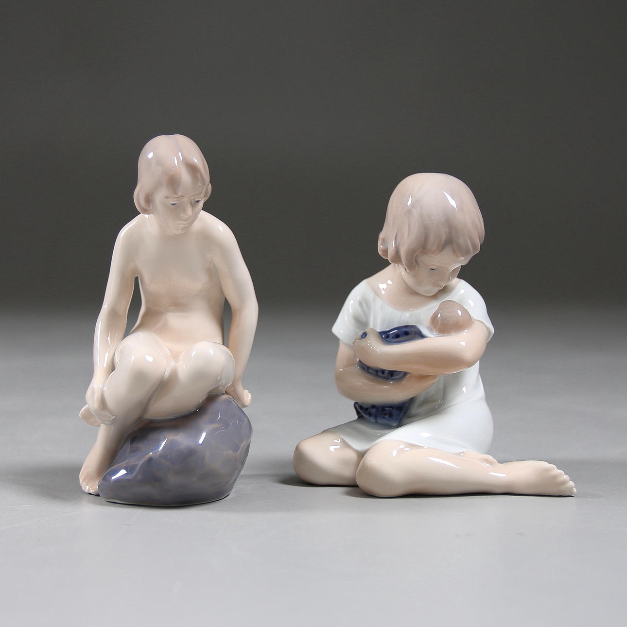 FIGURINER, 2 st, Royal Copenhagen, Danmark.