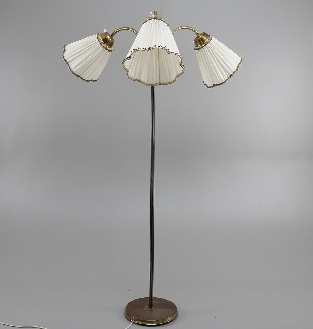 GOLVLAMPA, 1940-tal.