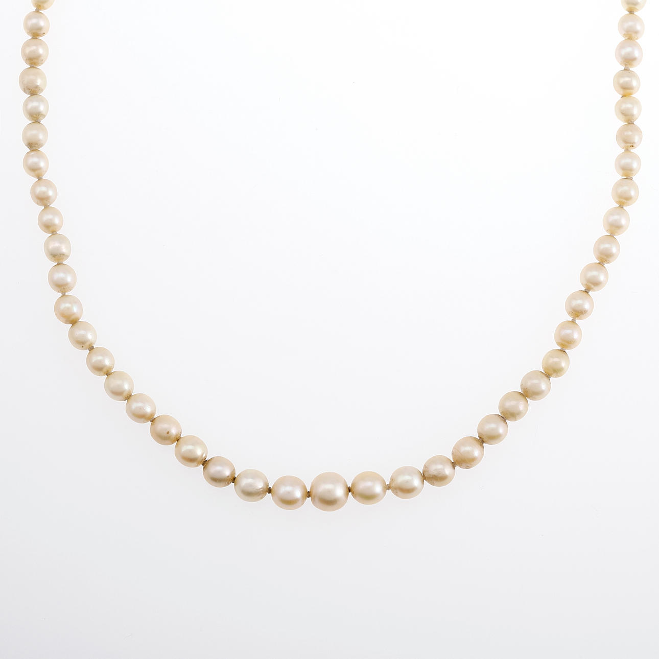 Halsband aus Perlen und Strass.