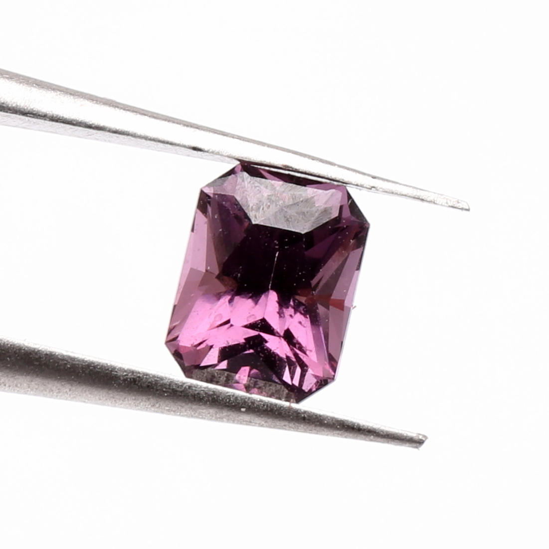SPINELL, 0,85 ct.