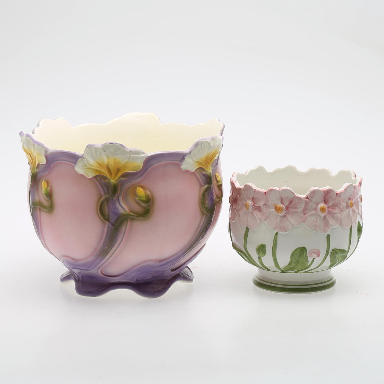 OUTER LINING, ceramic, 2 pcs, including Wessel Bonn, 1900s.