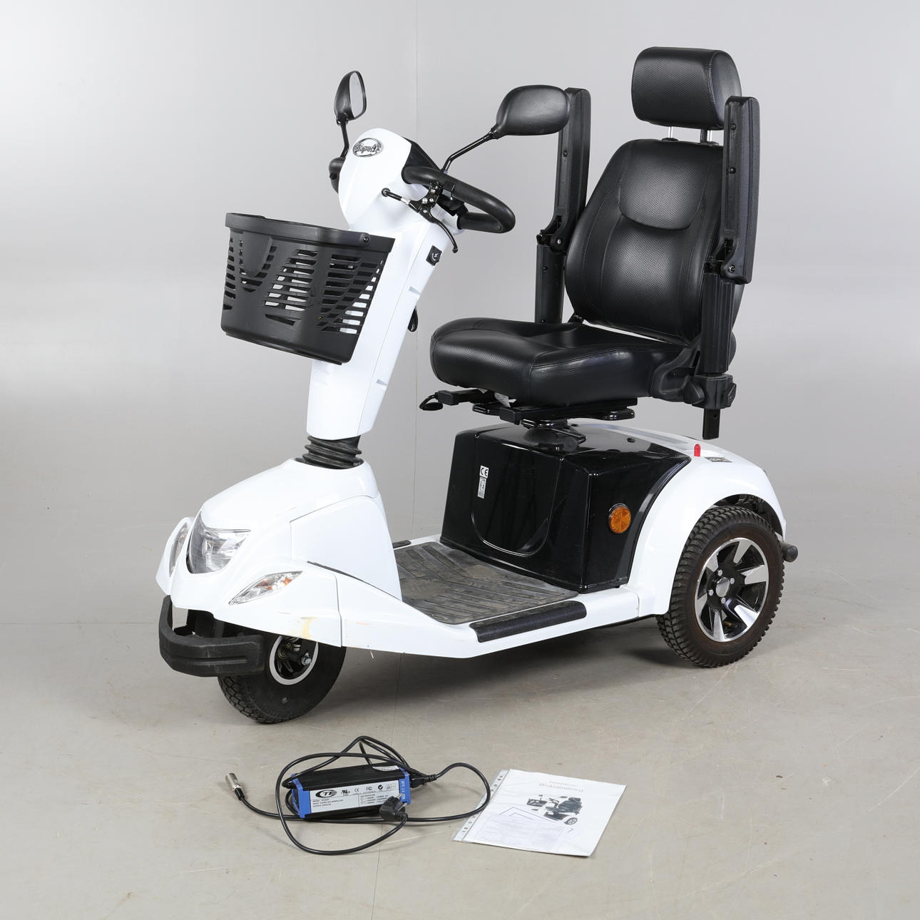 PROMENADSCOOTER,eloped, Samtida.