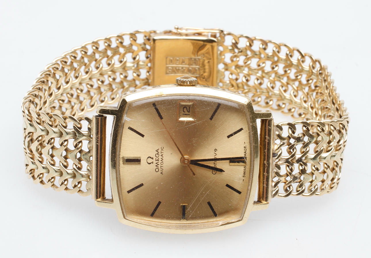 ARMBANDSUR OMEGA AUTOMATIC, 18k guld, total vikt 68,8 gr.