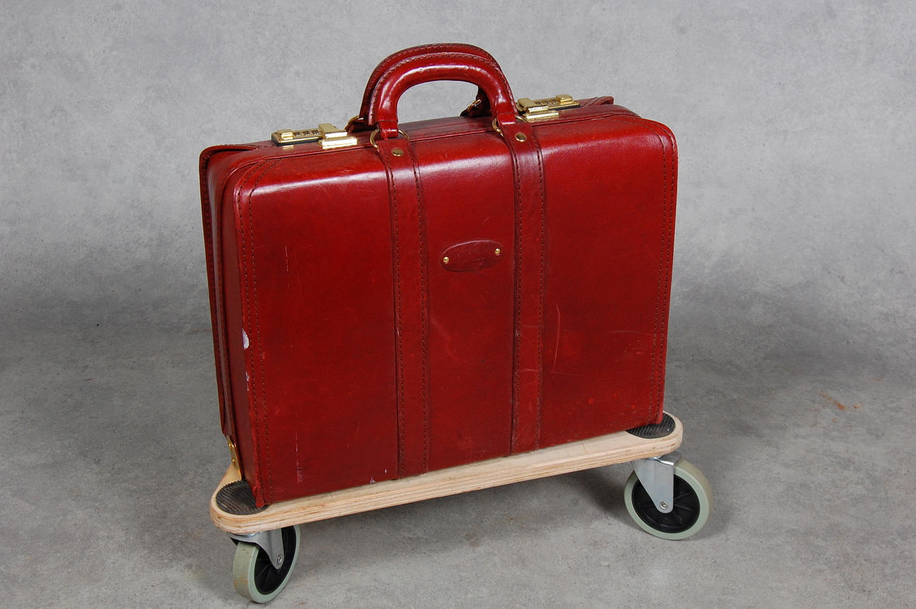 ATTACHEVÄSKA, skinn, " Baron ".