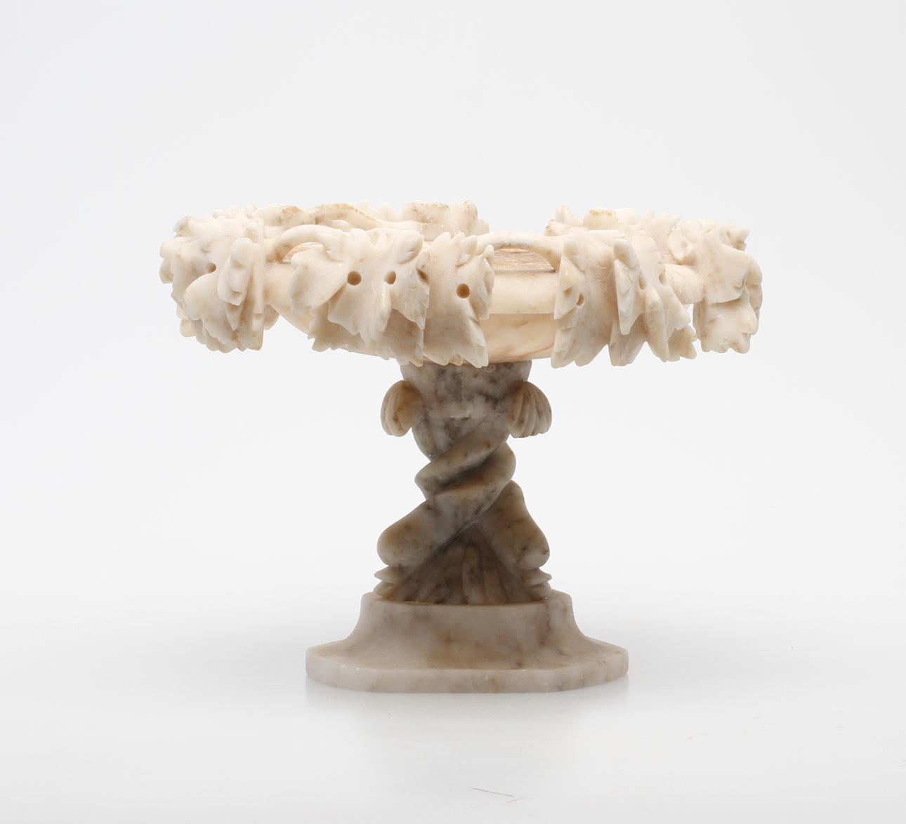 SKÅL på FOT, alabaster, 1900-talets början.