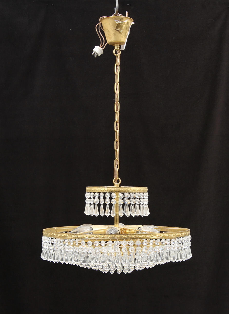 TAKLAMPA med prismor 1900-talets slut.