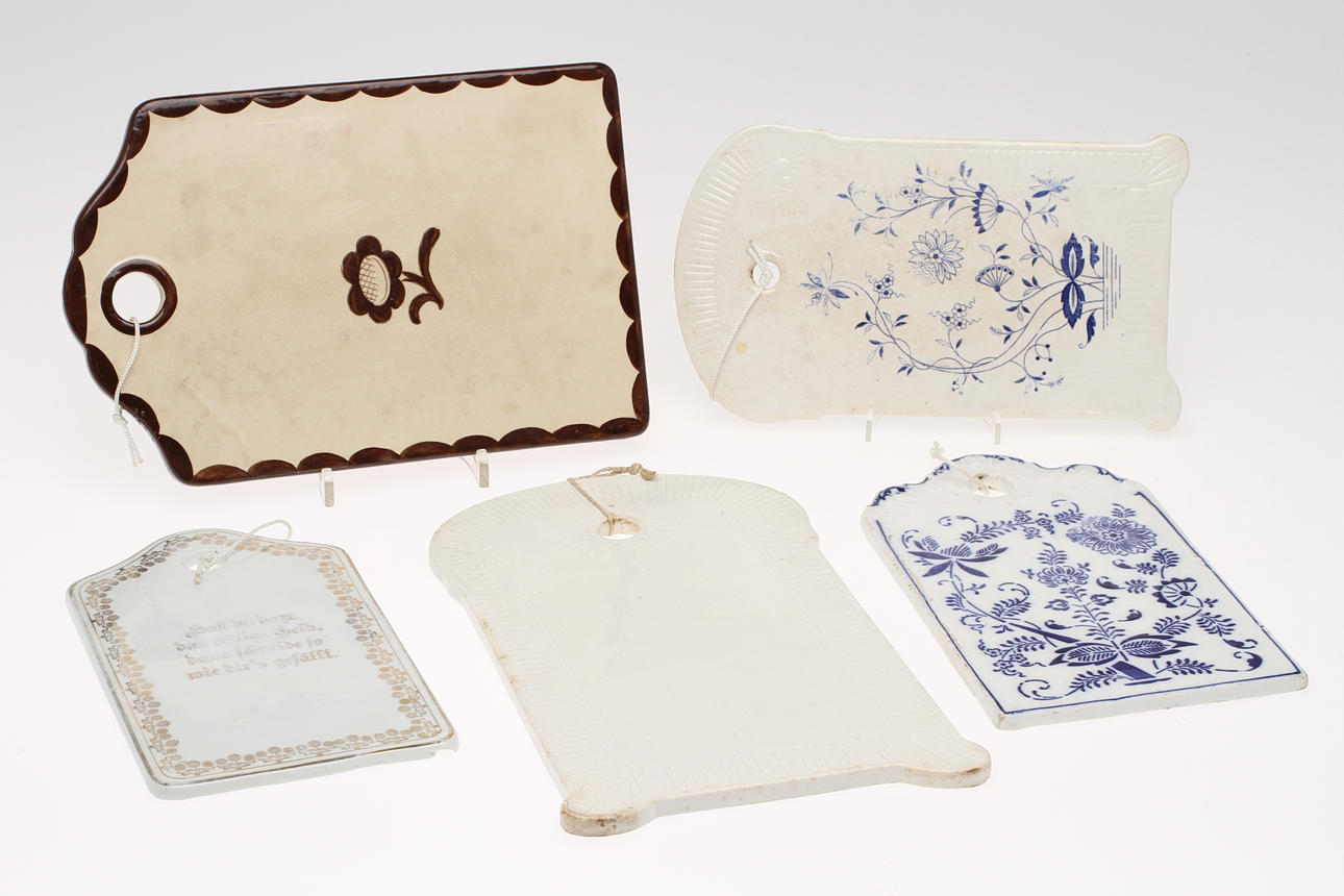 SKÄRBRÄDOR, 5 st, keramik, bland annat "Pyro" Gustavsberg.