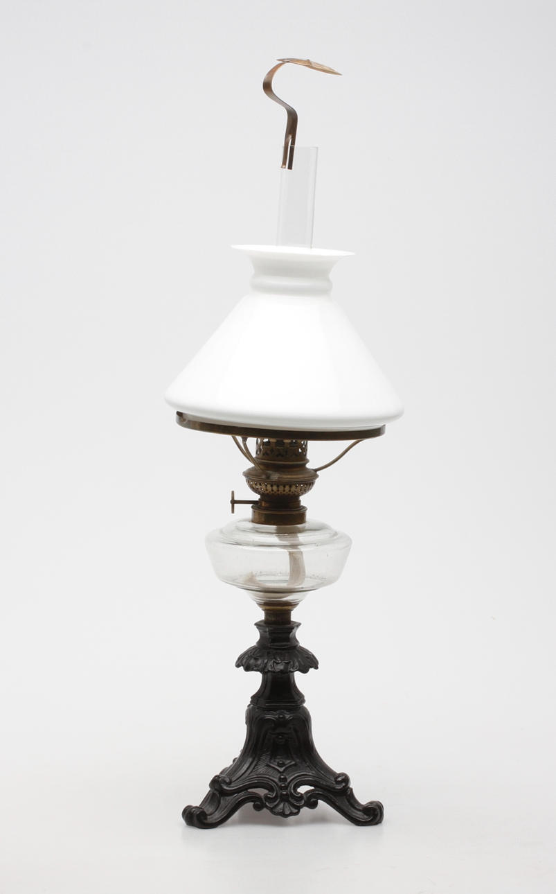 FOTOGENLAMPA, gjutgods, 1900 tal.