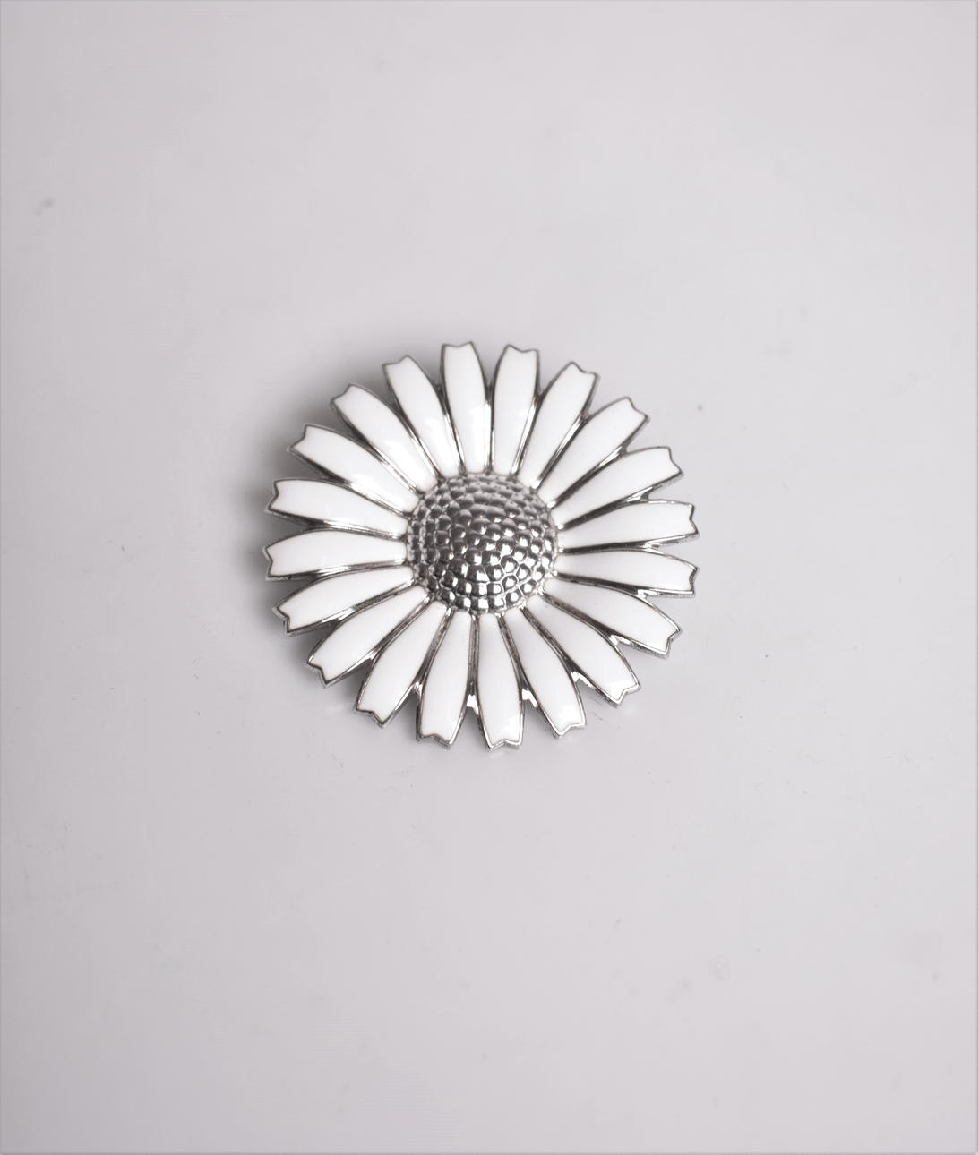 George Jensen Brooch "Daisy" silver.