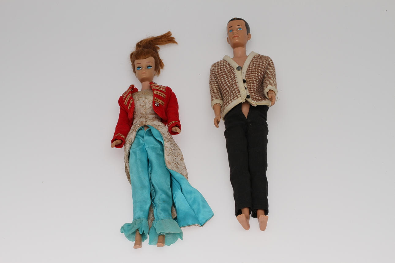 BARBIE och KEN.
