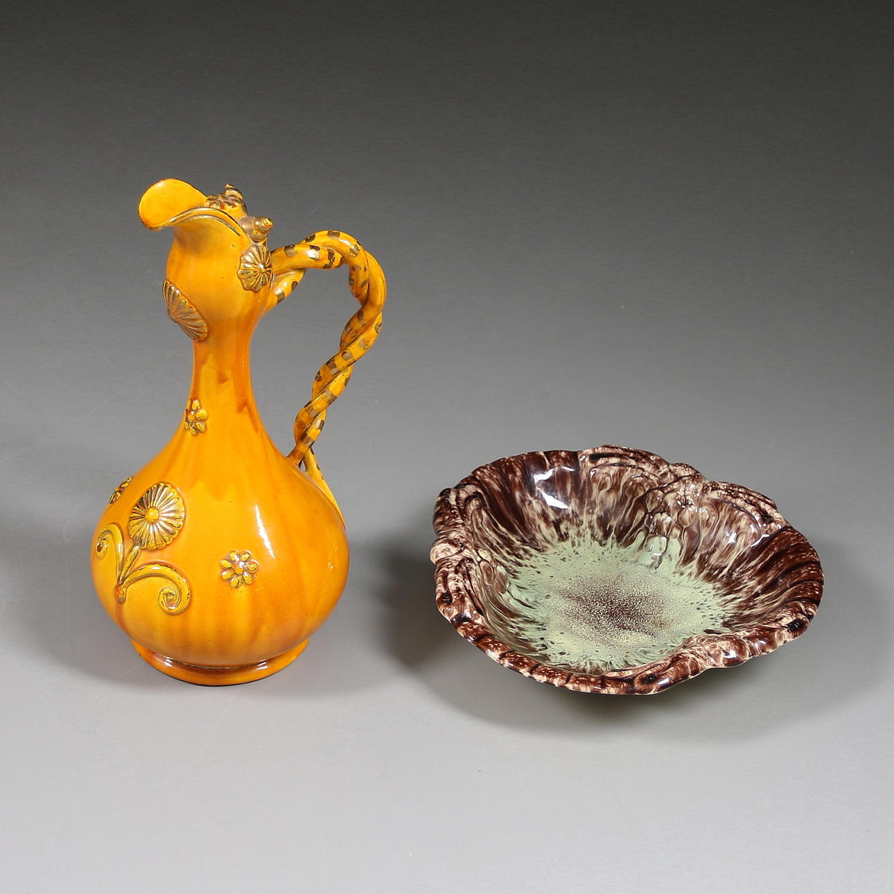 KANNA och FAT, secession/jugend, Tade Sikorski, Zsolnay, Ungern, 1800-talets slut.