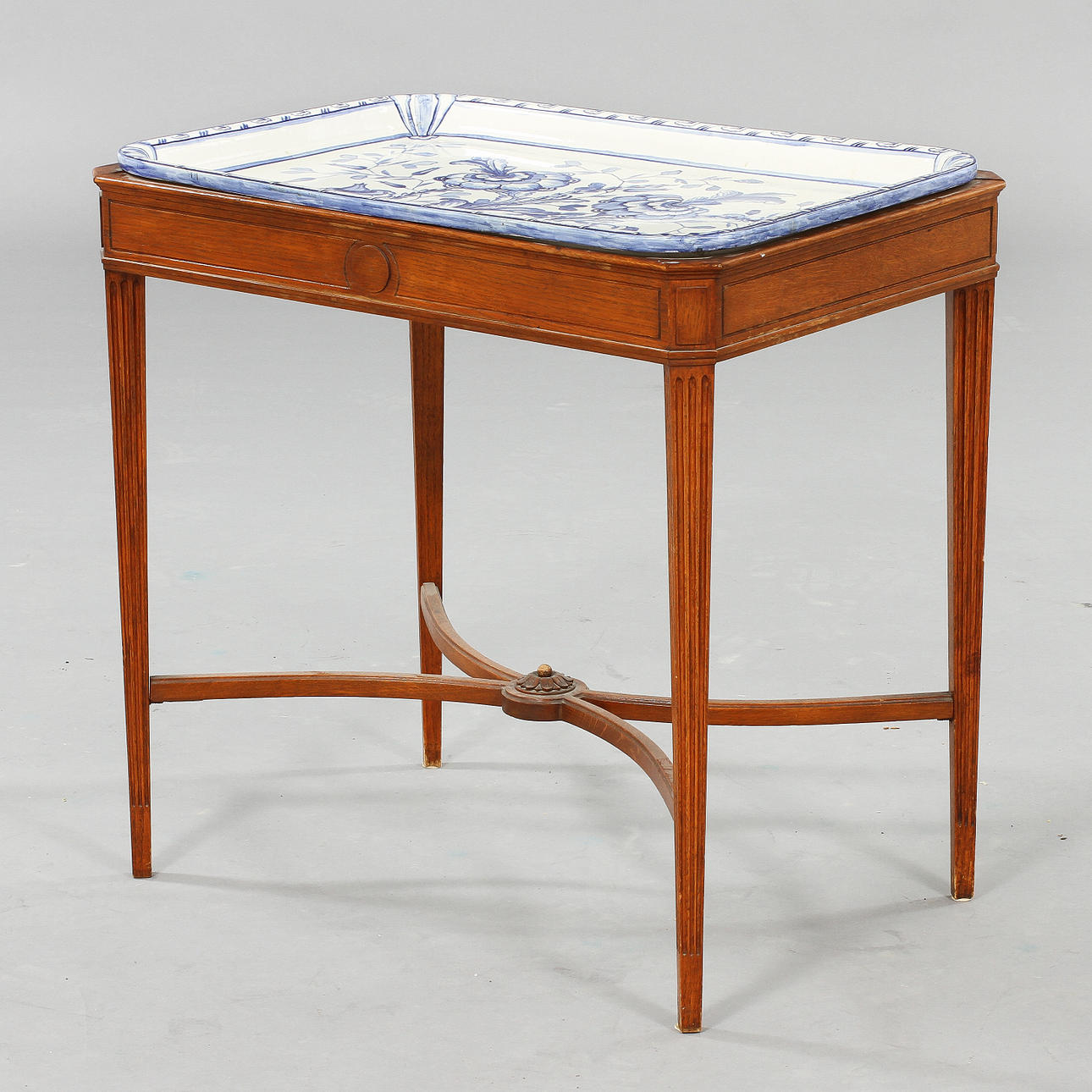 TEBORD, sengustaviansk stil, 1900-tal.