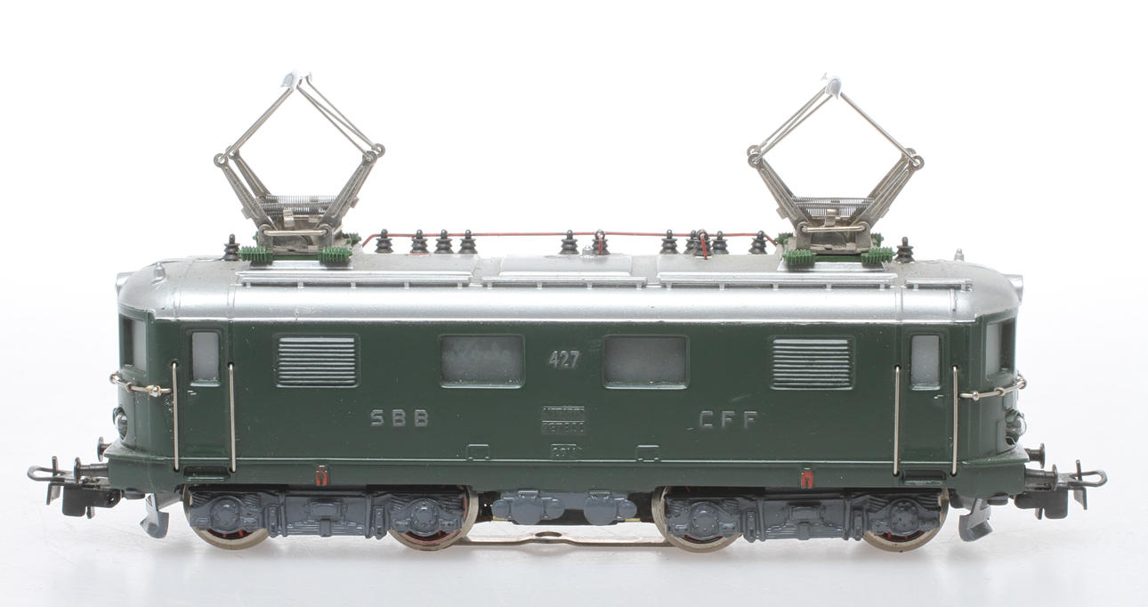 MODELLTÅG MÄRKLIN el.lok RET 800 i underdel originalkartong.