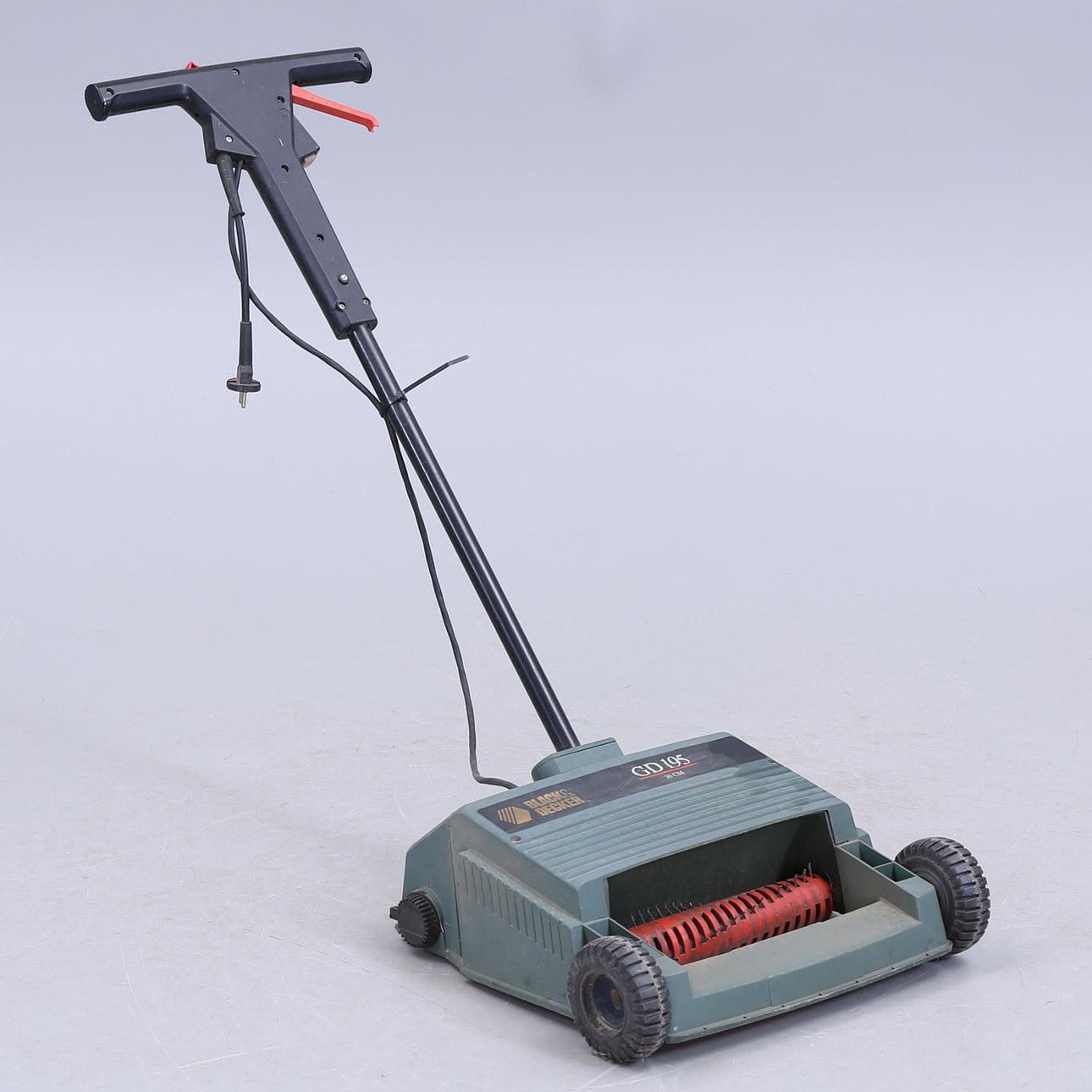 MOSSRIVARE, Black & Decker GD 195 30 cm.