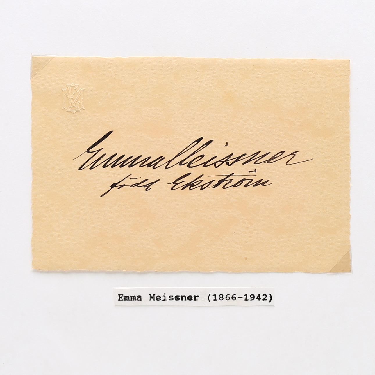 AUTOGRAPH. 22 singers in different genres.