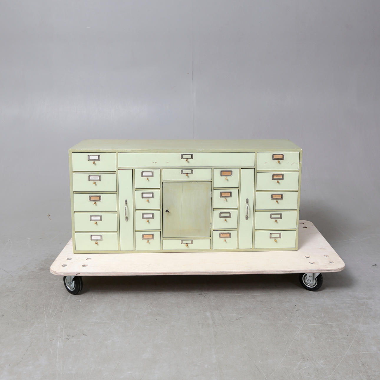 GABINETE/CAJÓN DE BOTICARIO, 1900.