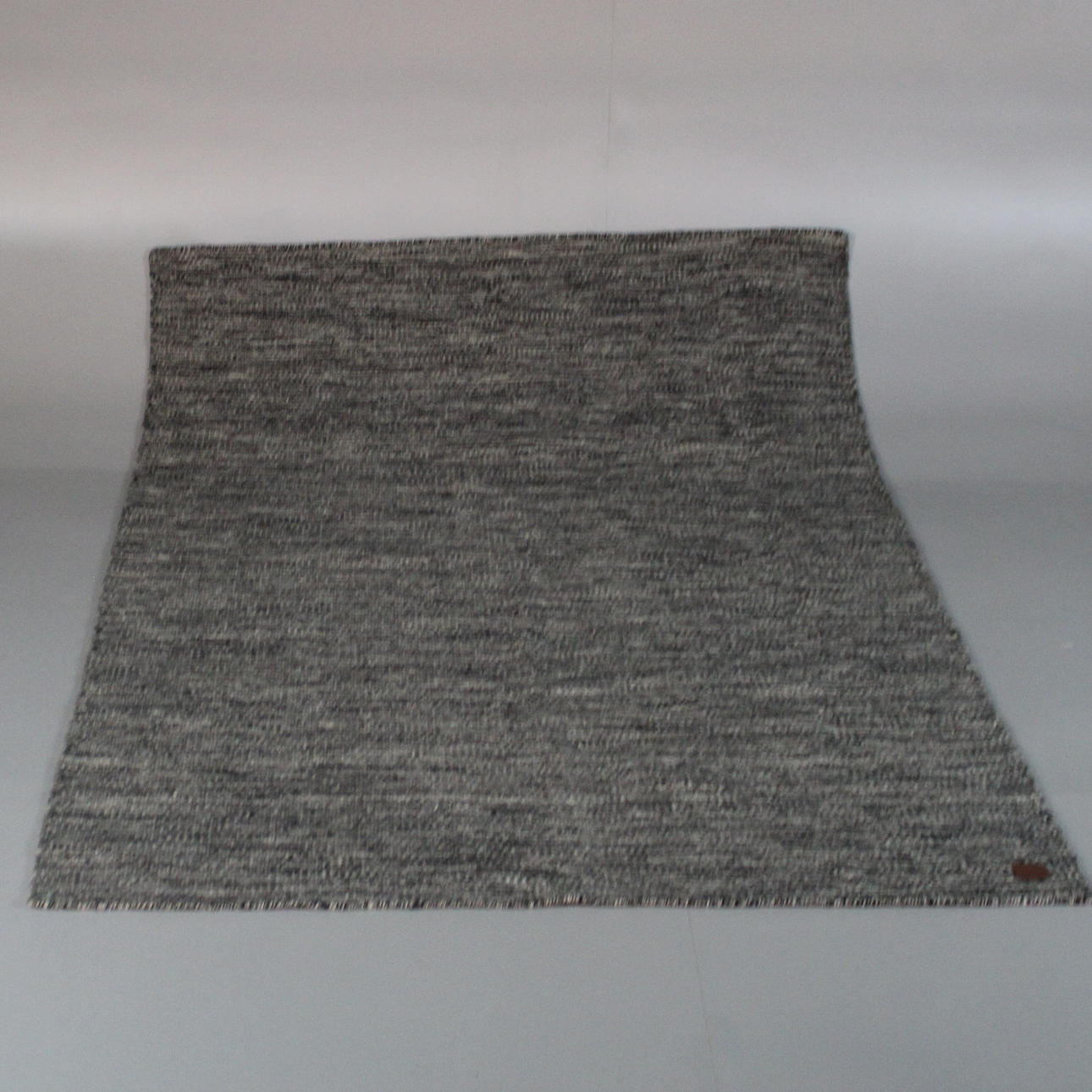 WOLLTEPPICH, handgewebt. K/M Schweden.