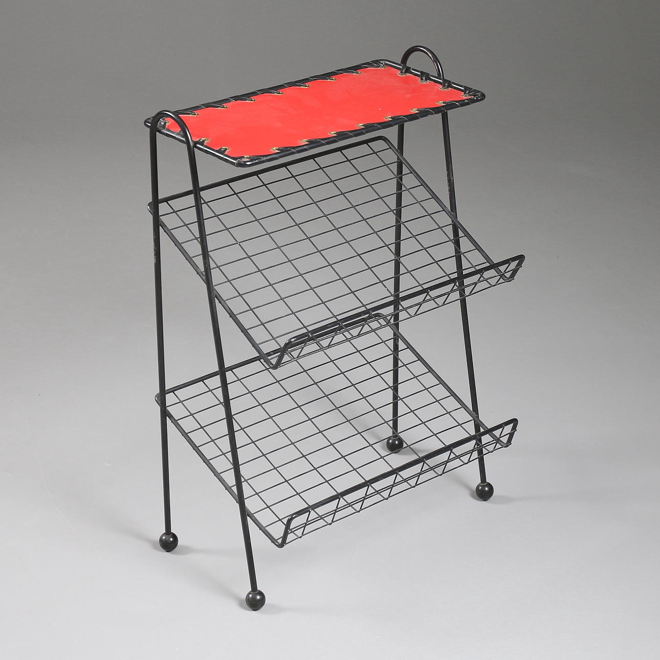 TIDNINGSSTÄLL, stringmodell, 1950-60-tal.