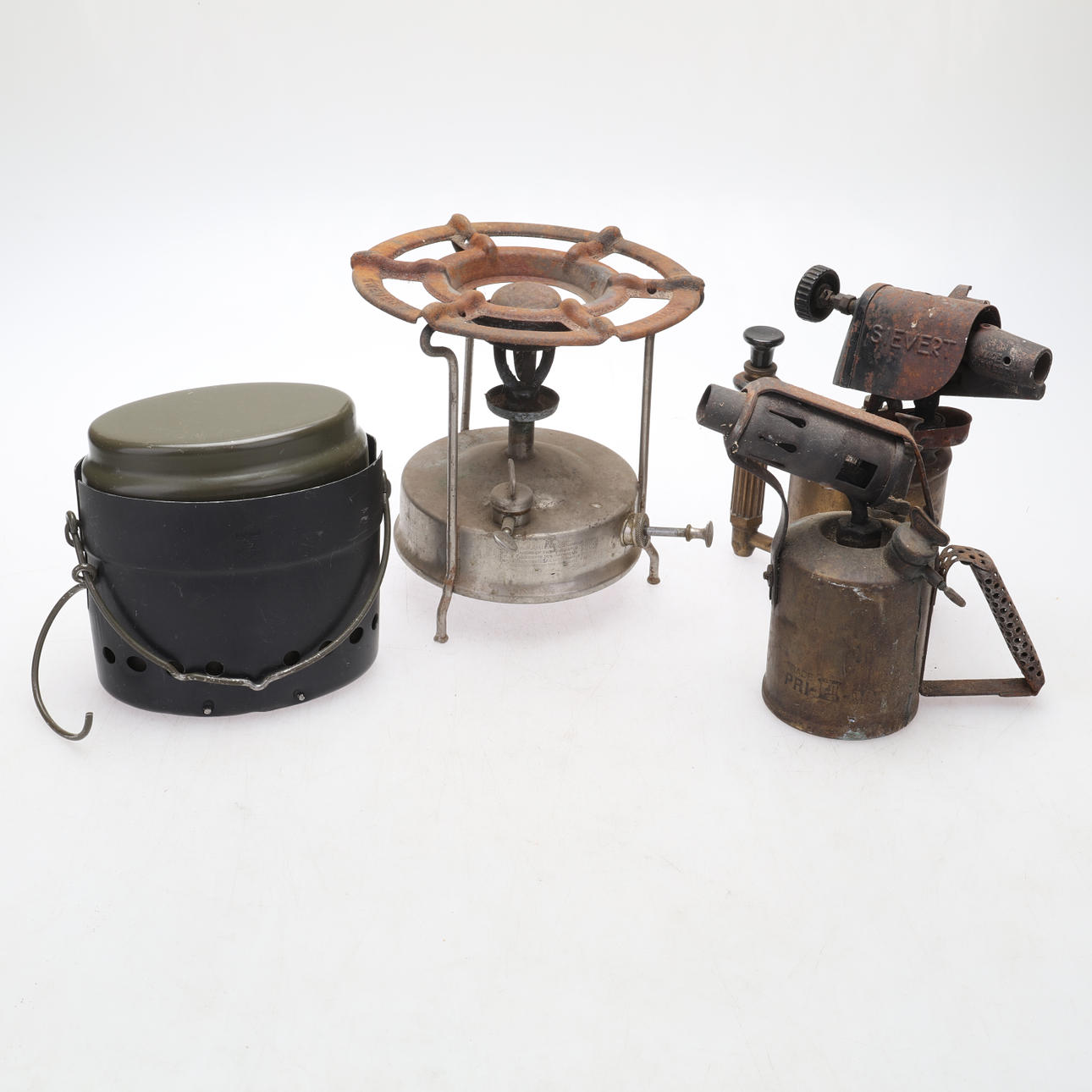 BURNER, PRIMUS KITCHEN, and utility items.