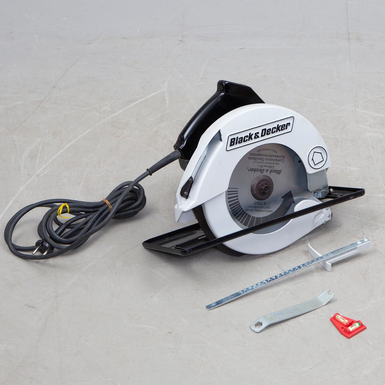 CIRKELSÅG, samtida.